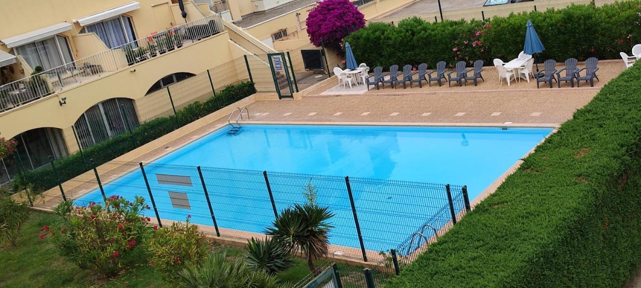 Appartement T2 Avec Piscine, Proche De La Plage Et Du Port グリュイッサン エクステリア 写真
